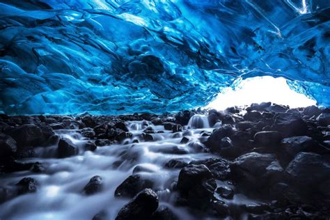 Breathtaking Ice Caves Under The Vatnajökull Glacier