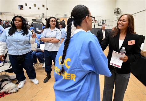 Graduate Of Chino Womens Prison Jobs Program Returns To Encourage Inmates Daily Bulletin