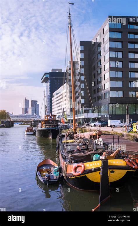 Leuvehaven Harbour Where Boat Exhibits From The Maritime Museum And