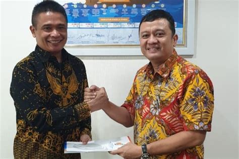 Pelindo iii telah membayarkan thr tahun 2016 kepada 1.788 pegawai perusahaan pada tanggal 17 s/d 22 juni 2016. Gaji Pelindo 1 - Ipc memiliki 12 cabang dan 17 afiliasi perusahaan yang tersebar di indonesia ...