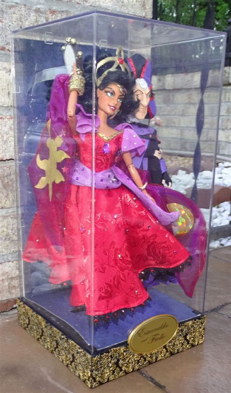 Esmeralda And Frollo Vers 2 Heroes Vs Villains Designer 11 Doll Set