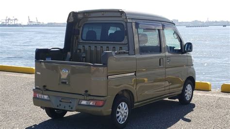 Daihatsu Hijet Deck Van