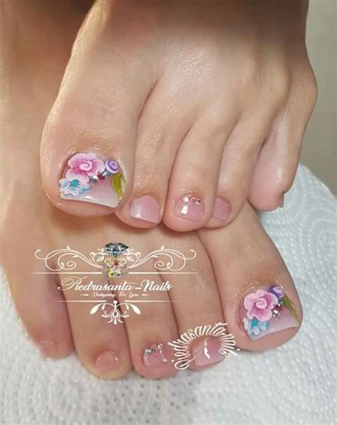 Arte de uñas de pies mandalas en uñas. Moda pastel | Arte de uñas de pies, Diseños de uñas pies ...