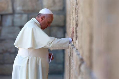 Pope Francis And The Jewish Law Torah The University Of Chicago Divinity School