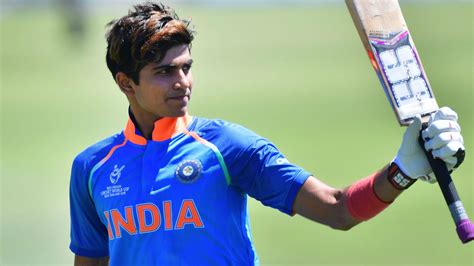 His family consists of his parents and one female younger sibling, whose name is shahneel kaur gill. ICC U-19 World Cup: Shubman Gill's father reveals how star ...