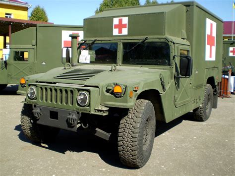 Ukrainian Army Receives The First Batch Of M1152 Hmmwv Ambulance From