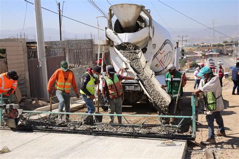 Mas De 50 Mil Beneficiados Con La Pavimentación De Calles En La Colonia