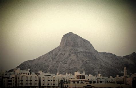 Jabal Al Noor The Mountain Of Light In Makkah Charismatic Planet
