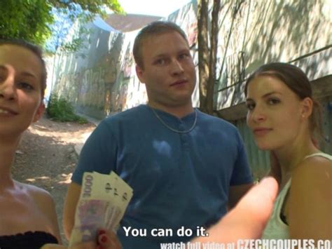 Czech Couples Young Couple Takes Money For Public Foursome Vidéos