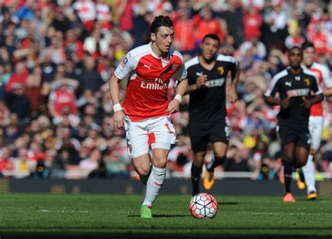 Ozil Begged Not To Leave By Arsenal Fans After Watford Defeat Outside