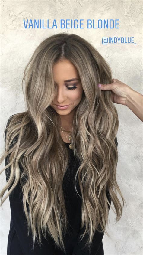Indy Blue Vanilla Beige Blonde Hair Color Hairstyles Beachy Waves Indyblue Hairby Chrissy