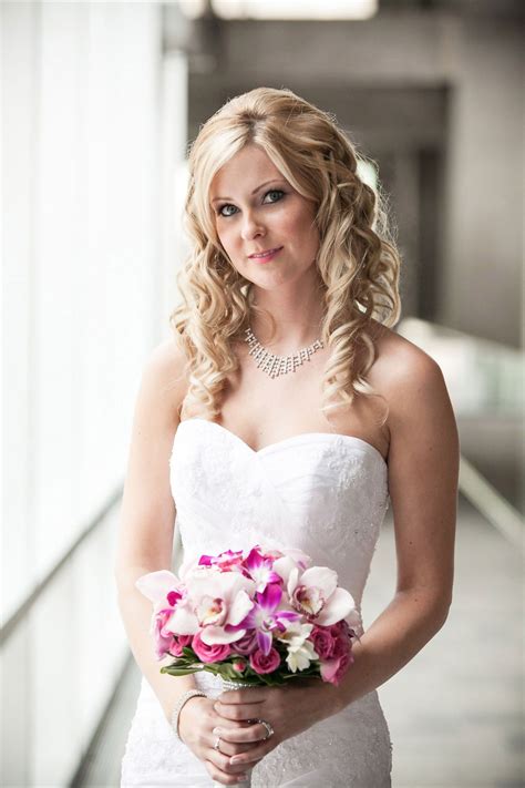 The Floral Fixx Winnipeg | Winnipeg Florist | Winnipeg Flowers in 2021 | Wedding dresses ...