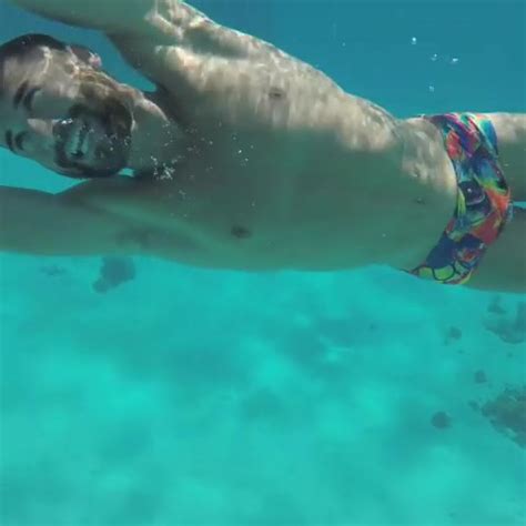 Swimming Barefaced Underwater In Bulging Speedos Thisvid Com