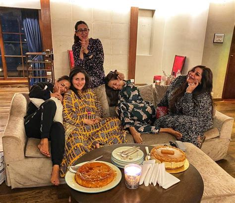 Natasha poonawalla shared a couple of photos with her friends from her baby shower and staycations. Kareena's house photos | Photos of Kareena Kapoor and her ...