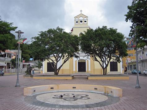 Jayuya Puerto Rico Catholic Church And Towns Square Jay Flickr