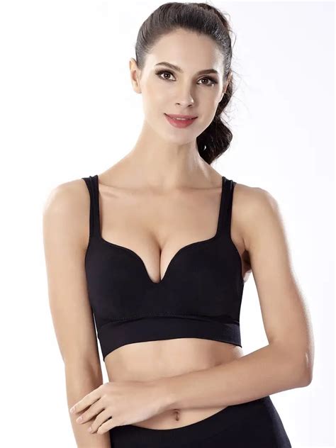 Seamless Sporty Push Up Bra Comfortable And Supportive Plunging Yoga Bra Wireless Sports Bra For