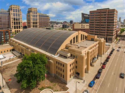 Historic Minneapolis Armory Receives Leadership Award From The