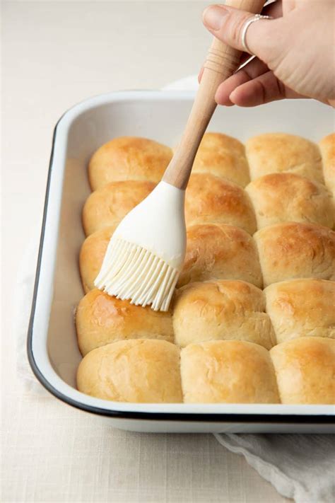 easy buttery yeast rolls bread recipe wholefully