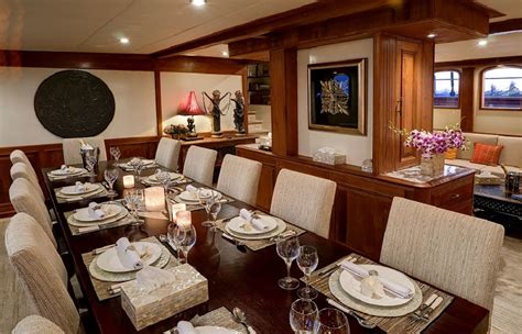 Luxury Yacht Table Setting Table Settings Interior Dining