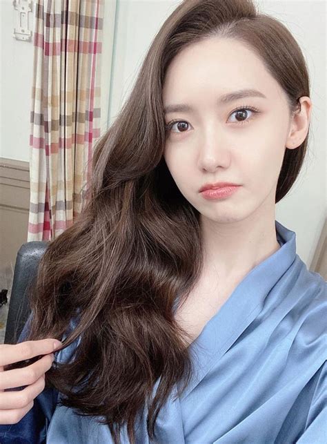 Snsd Yoona Shares Lovely Pictures From Her Estee Lauder Shoot Wonderful Generation