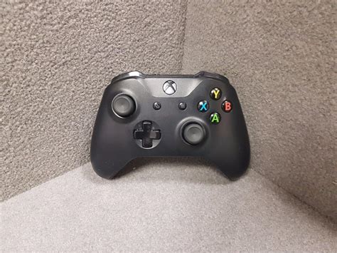 Official Xbox One Wireless Controller With 35mm Stereo Headset Jack
