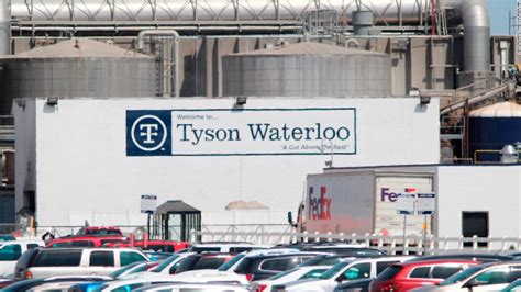 Workers Officials Say Too Little Too Late After Tyson Closes Waterloo