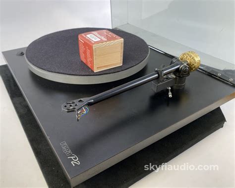 Rega Planar 2 P2 Turntable With New Sumiko Cartridge And Upgrades