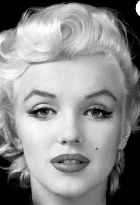 Marilyn Monroe Close Up Portrait Photograph By James Turner Pixels