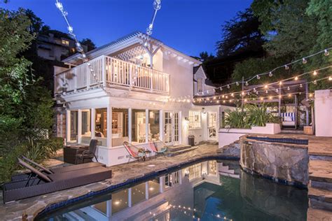 See 239 traveler reviews, 195 candid photos, and great deals for hollywood hills hotel, ranked #138 of 391 hotels in los angeles and rated 4 of 5 at tripadvisor. Ashley Benson's $3 Million Hollywood Hills Home Is For ...