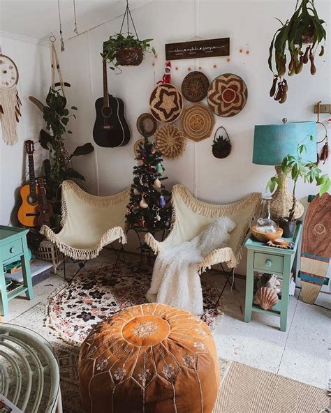 35 Charming Boho Living Room Decorating Ideas With Gypsy Style Home