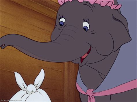 Image Dumbo Disneyscreencaps Com 712 Disney Wiki