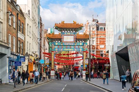 Chinatown Gate In London See The Grand Entrance To Londons Vibrant