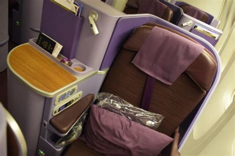 Review Thai Airways 777 300er Royal Silk Business Class Bangkok To