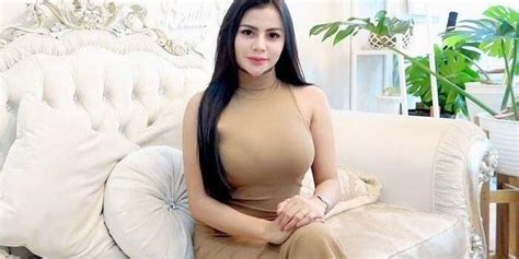 Biodata Dan Profil Tisya Erni Seorang Model Dan Penyanyi Cantik Sexiezpix Web Porn