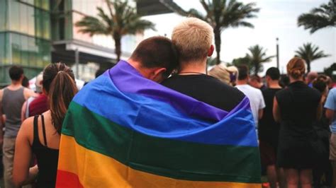 qué es la homofobia internalizada y qué relación pudo tener con el ataque de orlando bbc