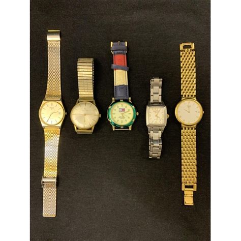 A Mixed Lot Of Vintage Wristwatches