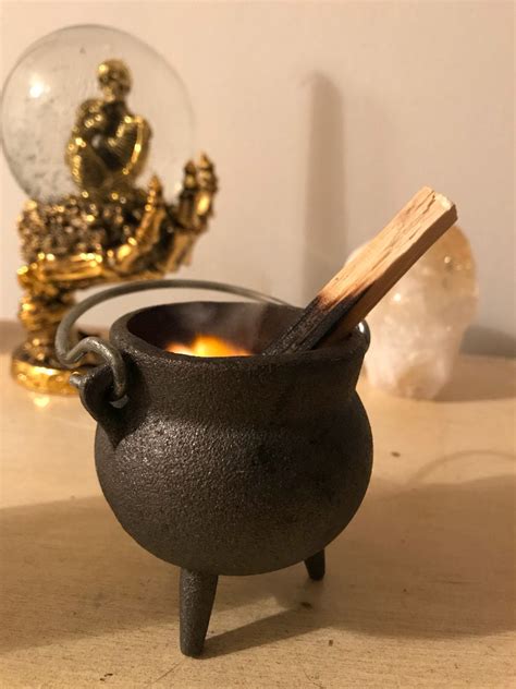 Cast Iron Classic Mini Cauldron Witchs Way Craft