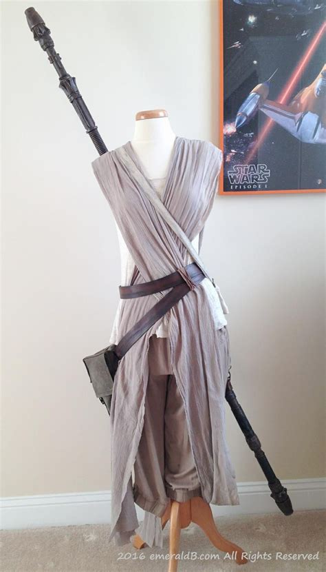 Craft foam 2mm glue gun glue sticks. Star Wars Rey Costume Part 1 - Wrap Dress | Rey star wars costume, Star wars costumes, Rey costume