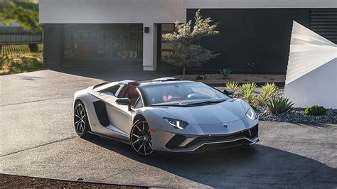 Lamborghini Aventador Roadster