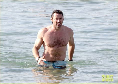 Hugh Jackman Shirtless And Tempting Poses Pix Naked Male Celebrities