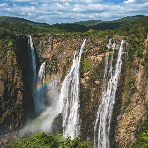 Ultimate List Of Karnatakas Best Waterfalls Lbb Bangalore