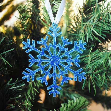 Top 30 Christmas Snowflakes Décor Ideas Which Are Simply Gorgeous