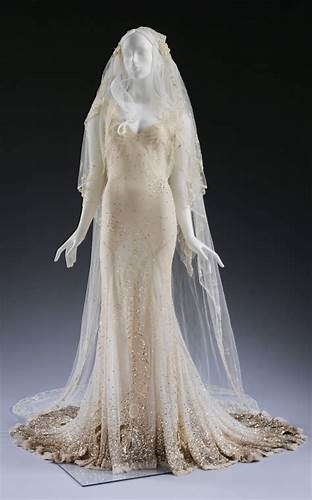 Диета от кейт мосс Свадебное платье кейт мосс от гальяно - 87 фото Свадебное платье кейт мосс от гальяно - 87 фото Диета от кейт мосс