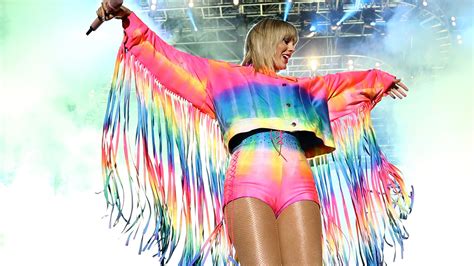Taylor Swift Kicks Off Pride Month With Call For Action Over Lgbtq Equality Act