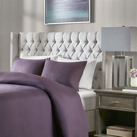 Promote Relaxation And Style With This Glamorous Queen Size Headboard