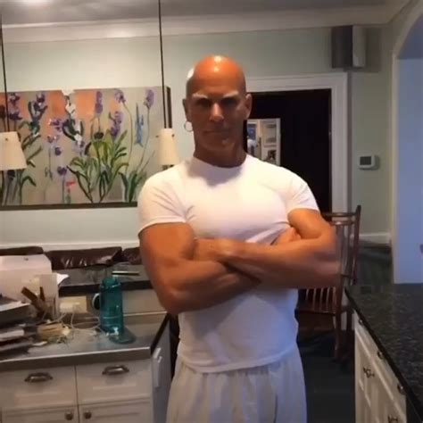 Missouri Man Becomes Real Life Mr Clean