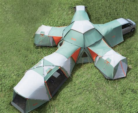 10 Cool Futuristic Tents