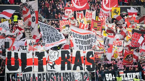 German Football Ultras Pull Together Dw 04172020