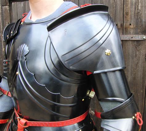 Medieval Knight Medieval Armor Medieval Fantasy Pauldron Bracer