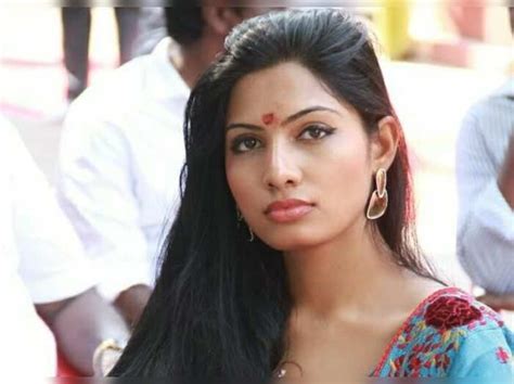 Tamil Gujarati Actress Avani Modis Tryst With Tamil Cinema Gujarati